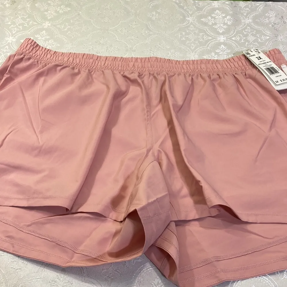 Adidas  women shorts  3X - Image 3