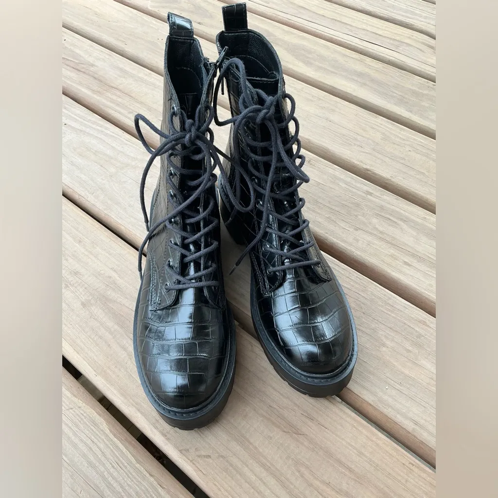 Croc-Embossed Lace-Up combat Boots🔥🔥 - Image 7