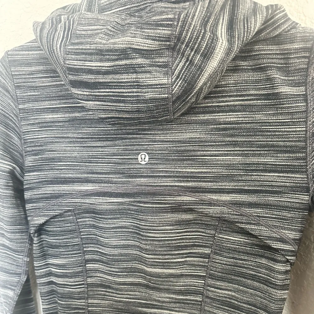 Lululemon Hooded Define Jacket Nulu Heathered Black / White / Black Size 6 - Image 10