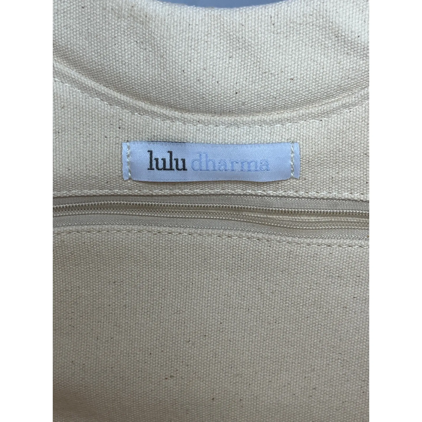 Lulu Dharma Ivory Basket Woven Raffia Tote Wood Handle Beach Summer Bag Brown - Image 2