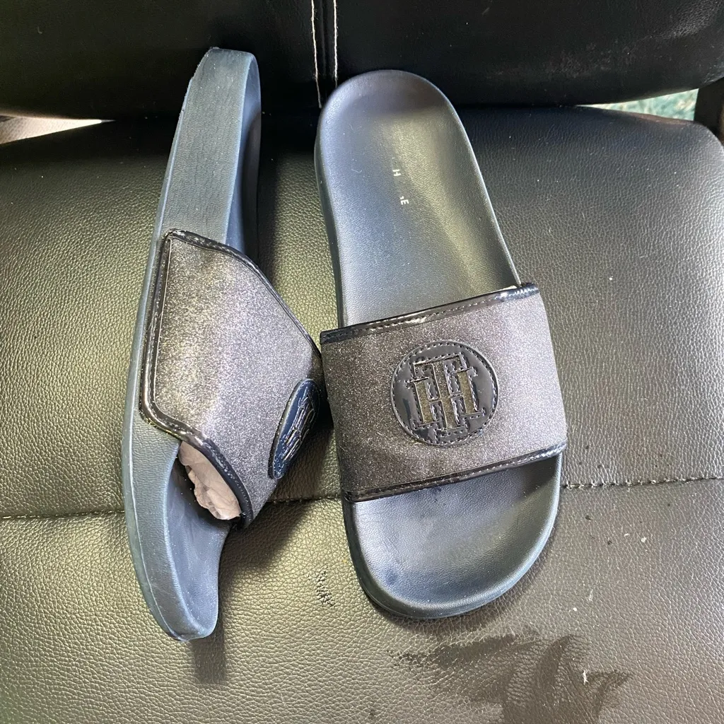 Tommy Hilfiger Women’s Danaa Sport Black Glittery Slides Size 9M - Image 3