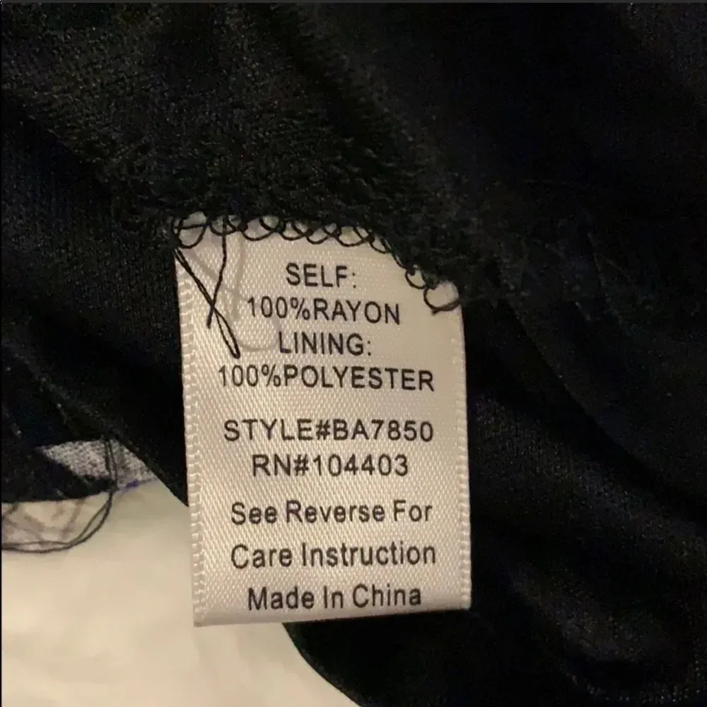 Altar’d State NWT Floral Wrap Cold Shoulder Dress Size Small - Image 6