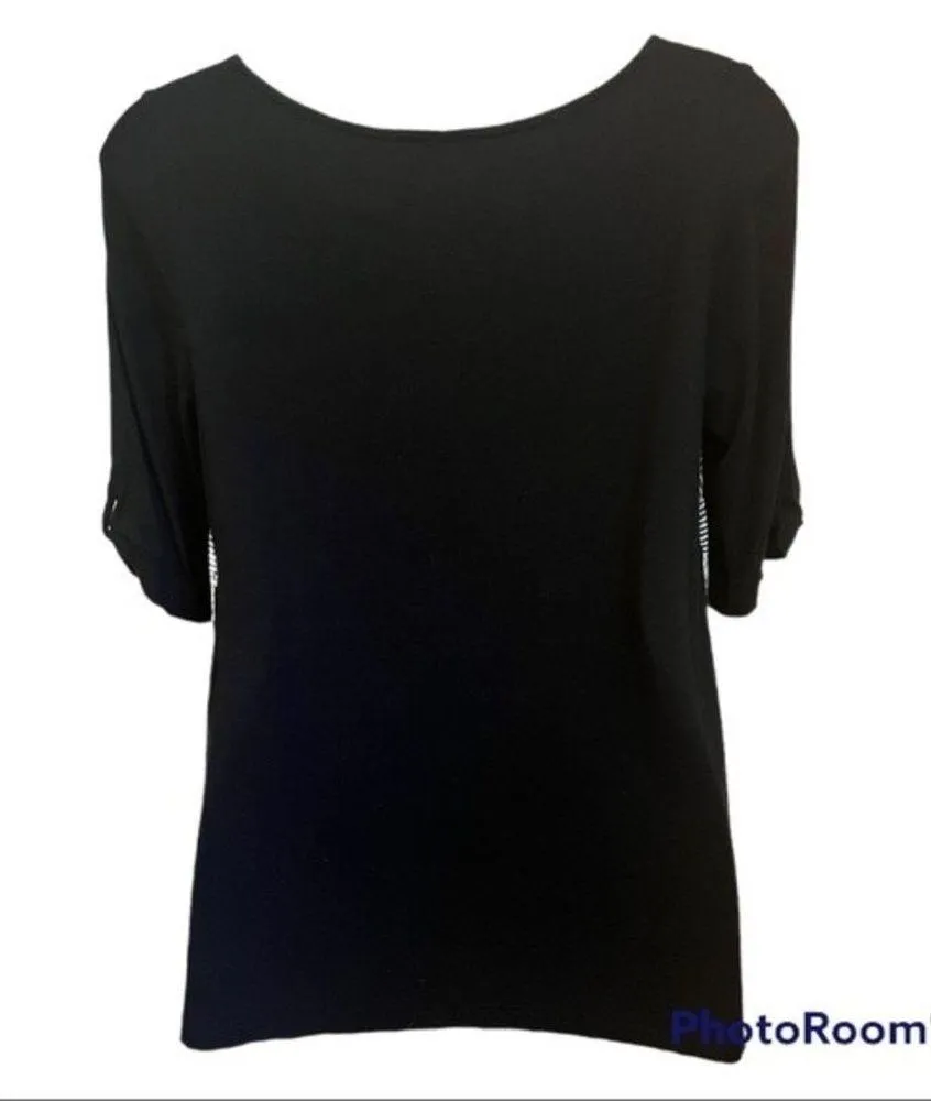 Women’s Black and White Blouse Size Small - Image 2