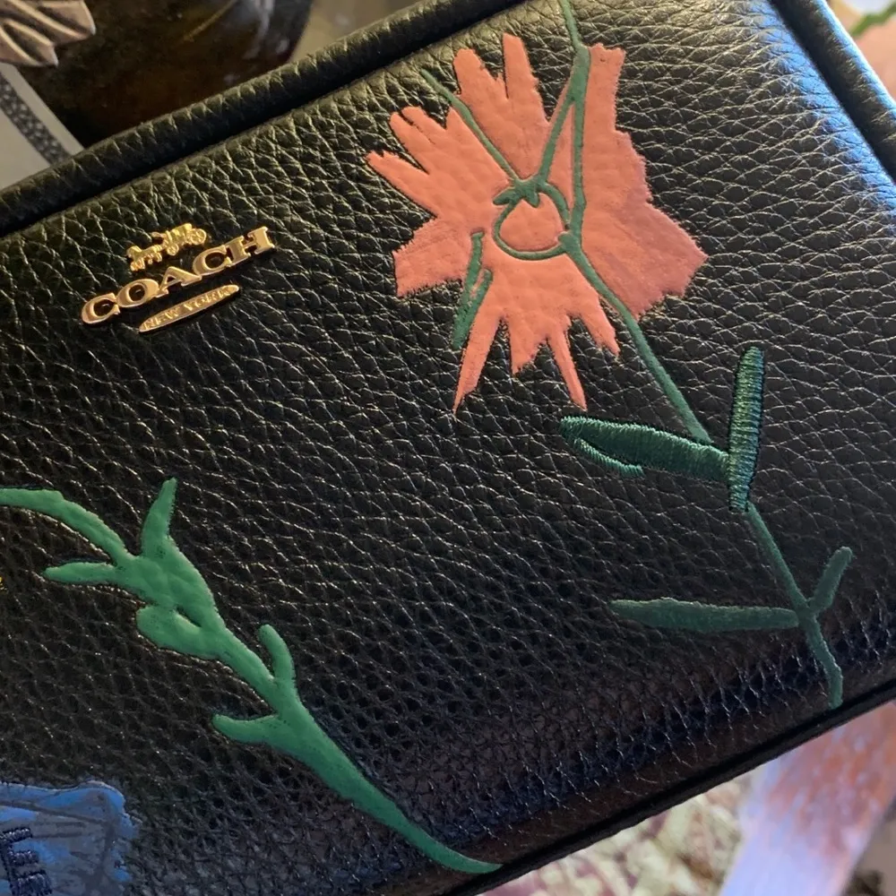 Authentic COACH Pebbled leather Floral appliqués L.Edition zip Cosmetic … - Image 13