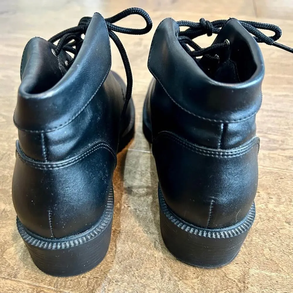 Faded Glory Women’s Katie Boots Black Size 7 1/2 EUC - Image 3