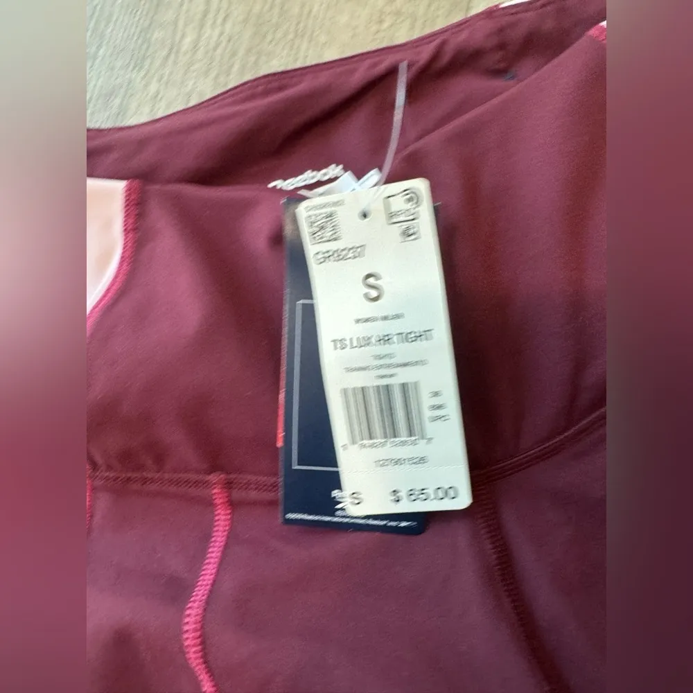 Reebok Red and White High-Waisted Leggings - Image 9