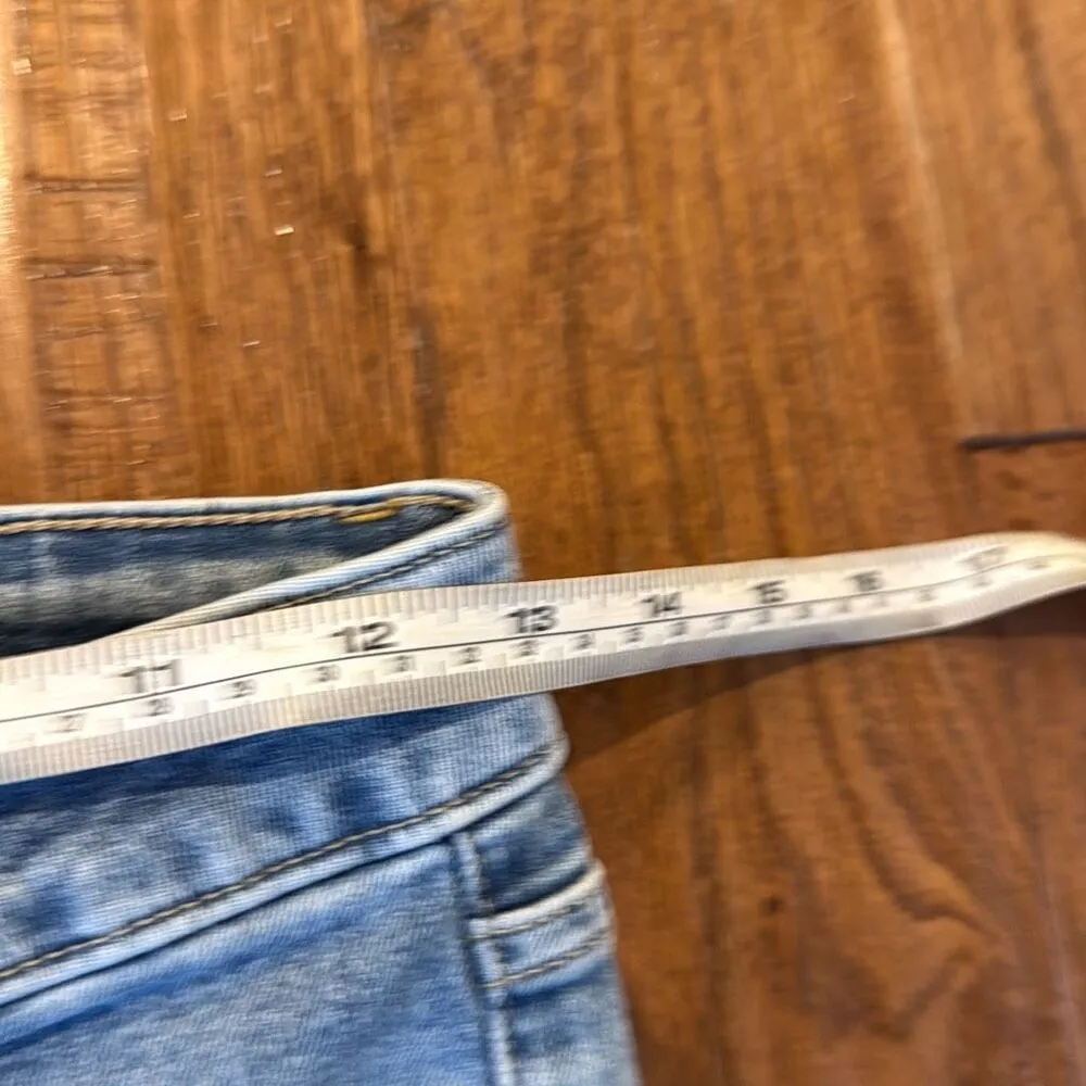 Gap Universal Sky High Jegging Jean size 28 short released hem - Image 6