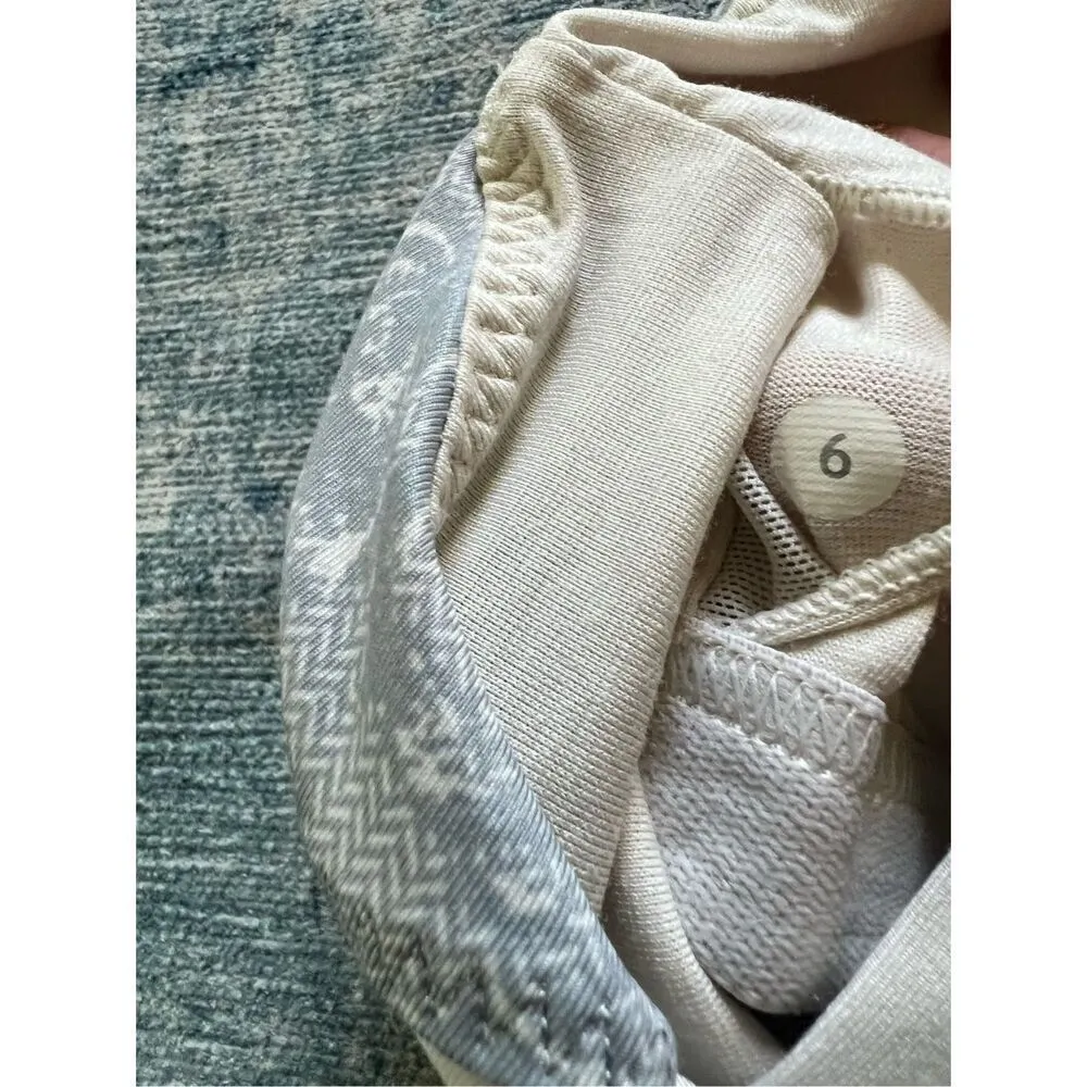 Luluemon Gray Polar Cream Stripe Run Back On Track Tank Top Size 6 - Image 6