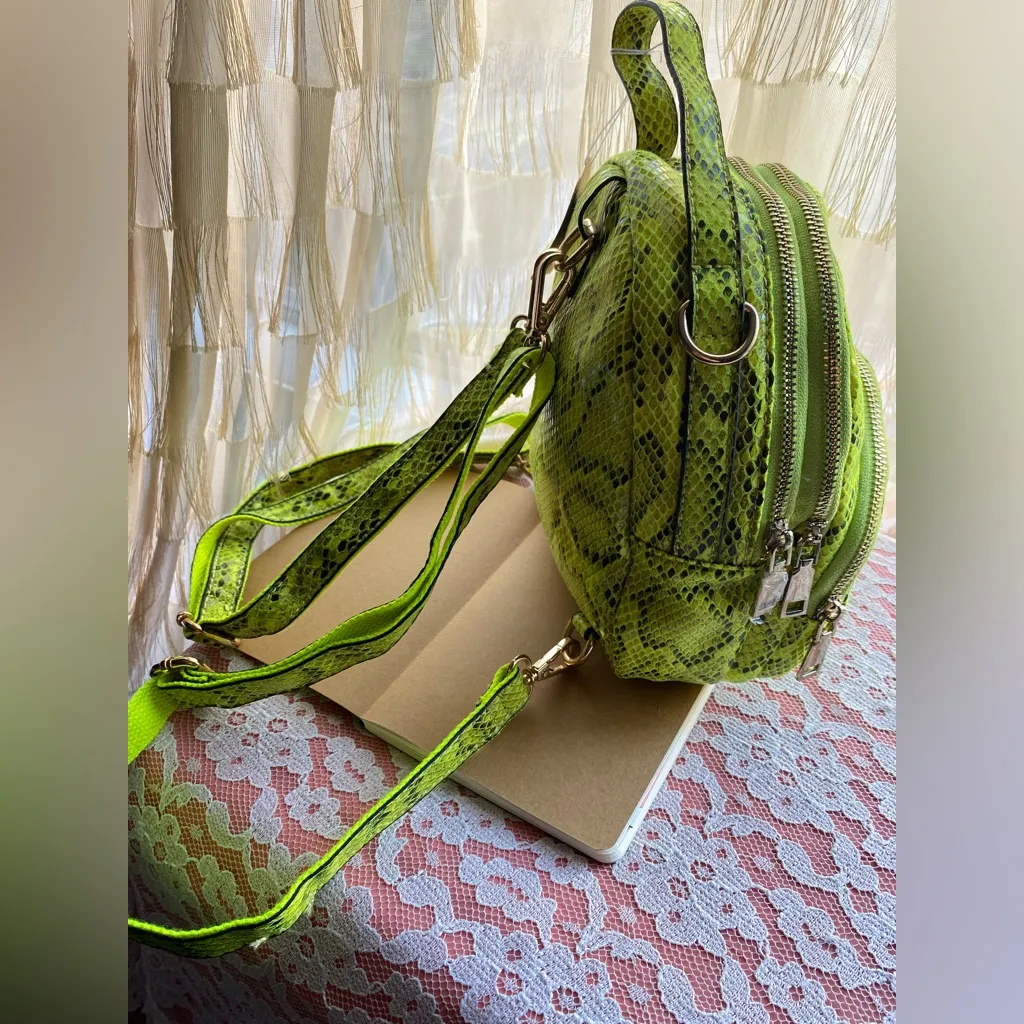 Urban Expressions Lime Snake Print Backpack NEW - Image 13
