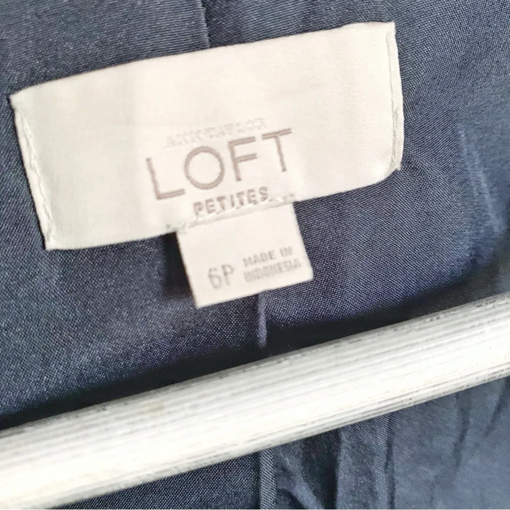 Loft  Ann Taylor Navy Blazer Jacket 6P - Image 3