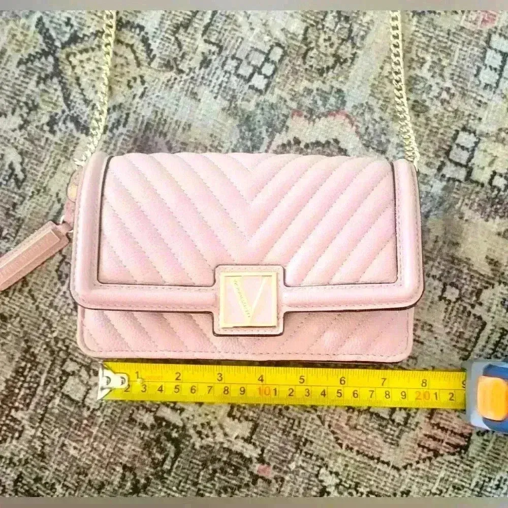 New Victoria secret crossbody bag with card holder included both new - Image 7