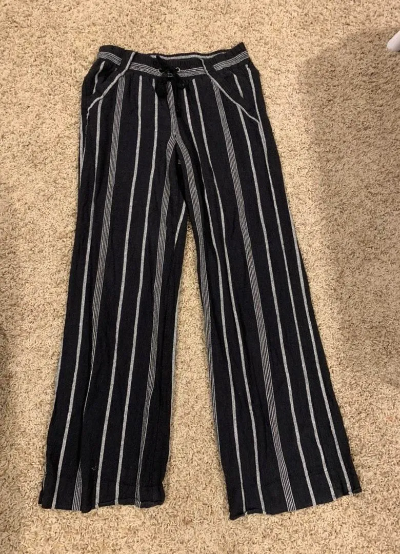 Flowy Pants Size M - Image 2