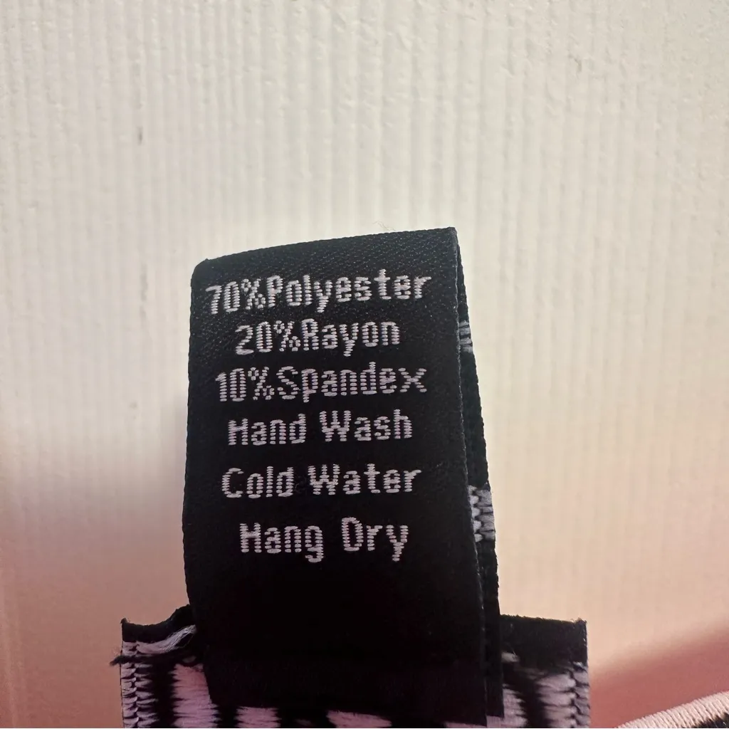 Clara Sun Woo All Over Print V - Image 4