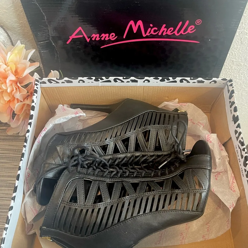 Anne Michelle Princess Sandals Stiletto Shoes For Women Size 5.5 - Image 7