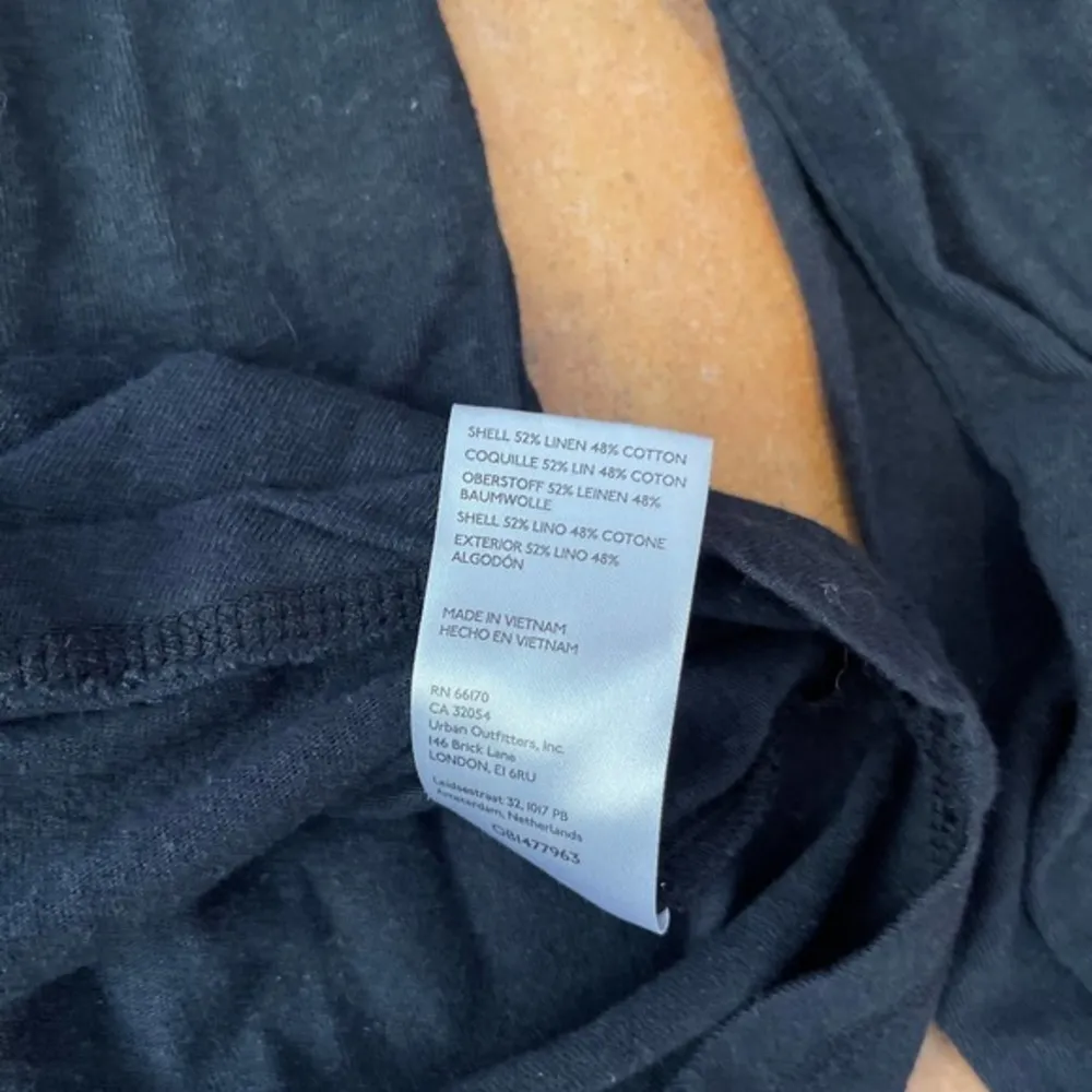 Pilcro Ruched wrists snap front Henley - Image 4