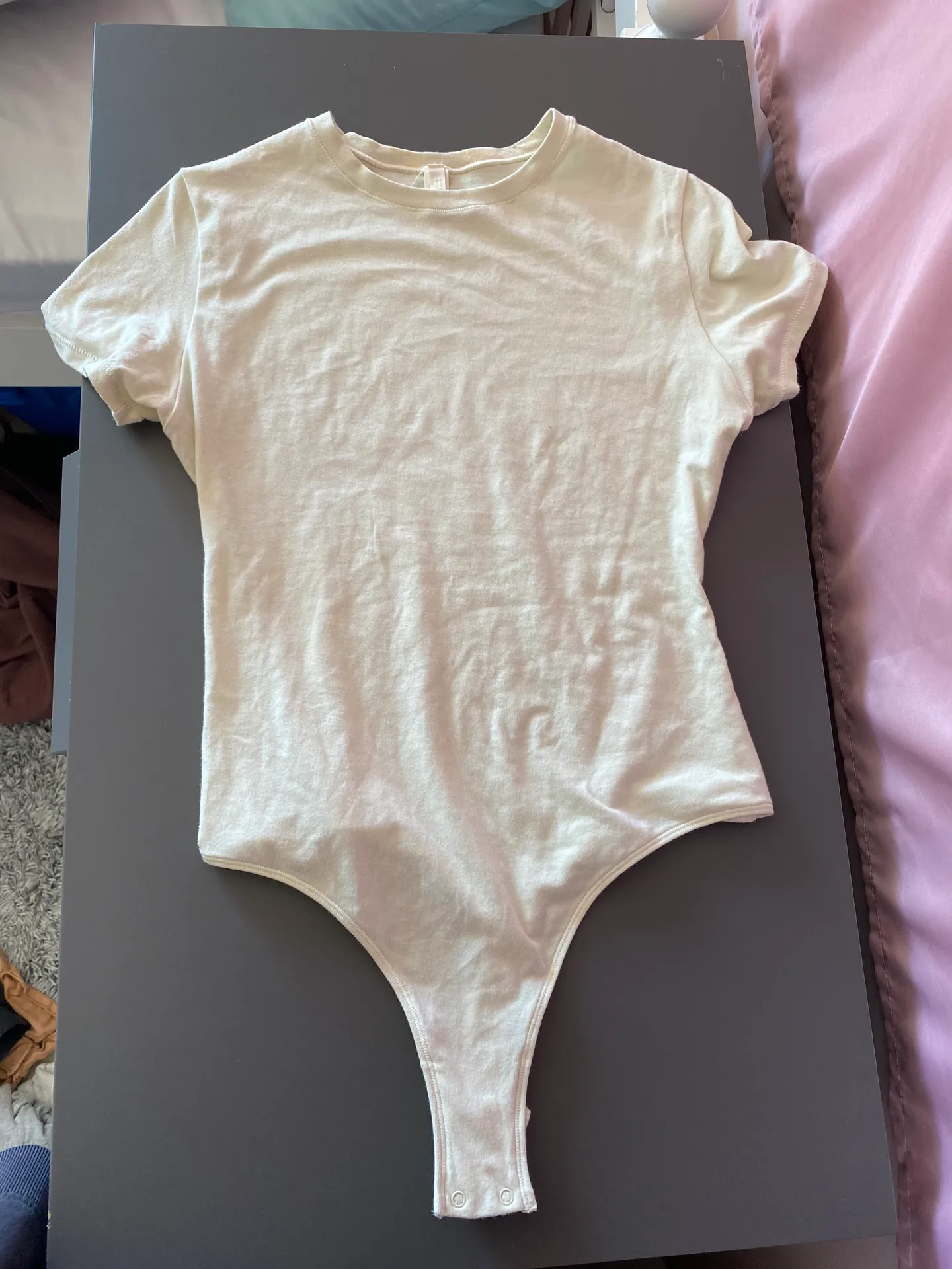 SKIMS Bodysuit - Image 2