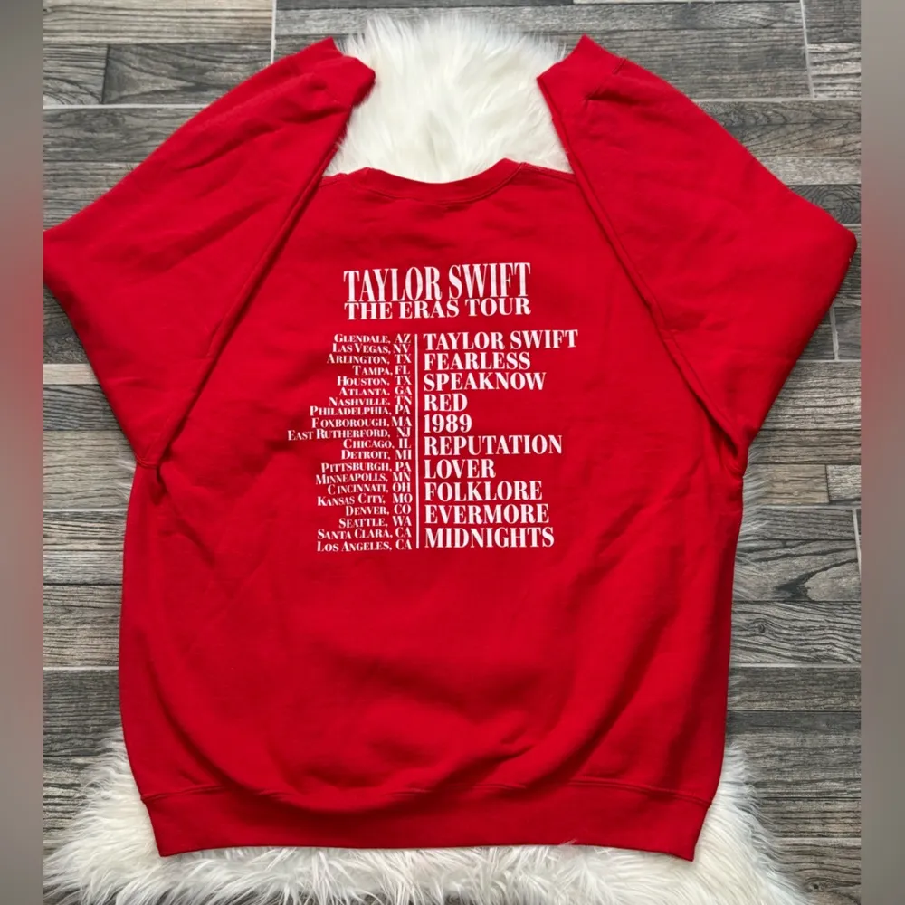 Taylor Swift Eras Tour 2024 Concert Sweatshirt Size XL - Image 5