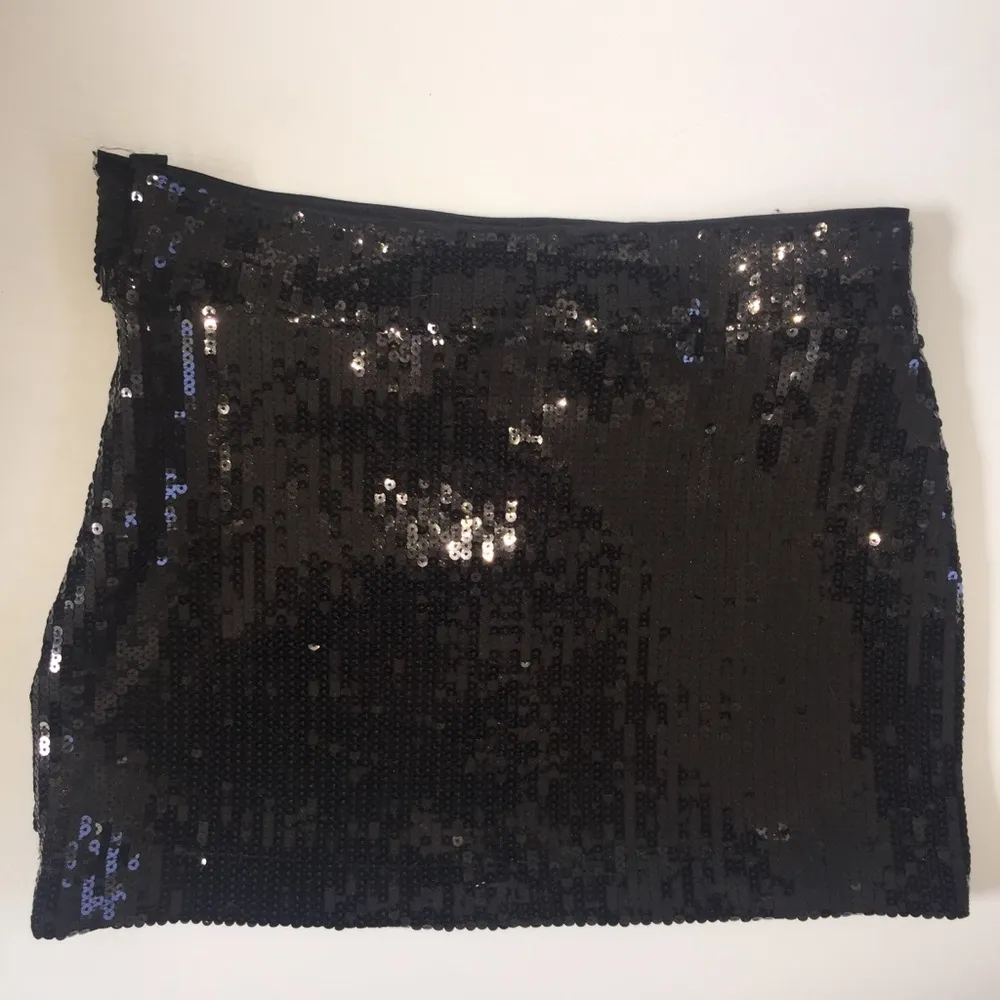XXI sequin disc micro mini skirt black stretchy side zip up - Image 6