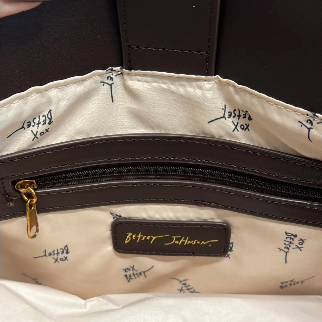 Betsey Johnson | Leopard Tote w/ Bag Charm & Crossbody Strap - Image 12