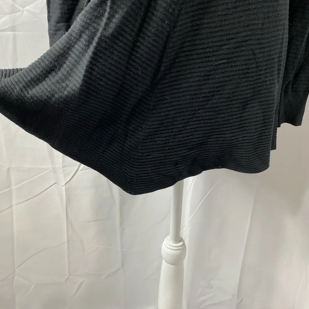 Lola Made in Italy s/m wide neck tunic sweater black - Image 5