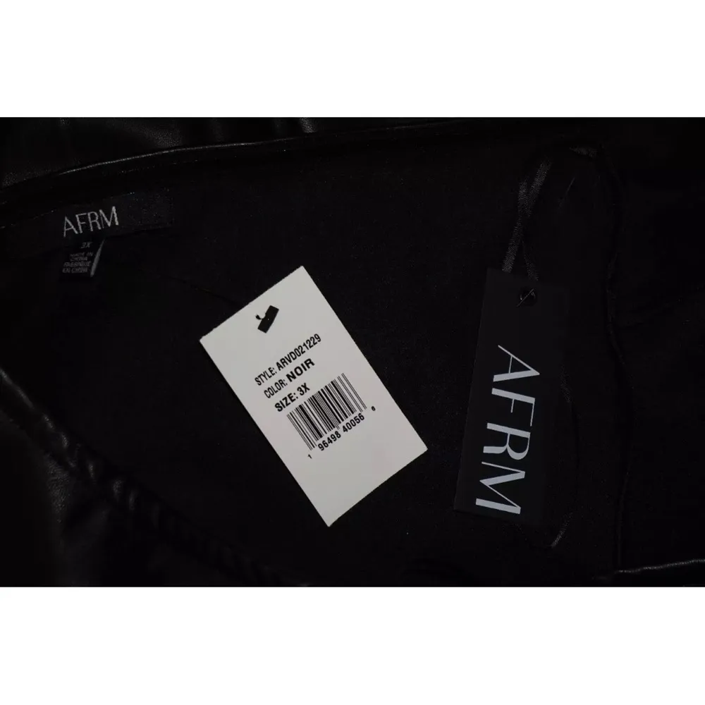 Afrm Black Braylon Faux Leather Strapless Romper Size: 3X NWT Plus Skort - Image 10