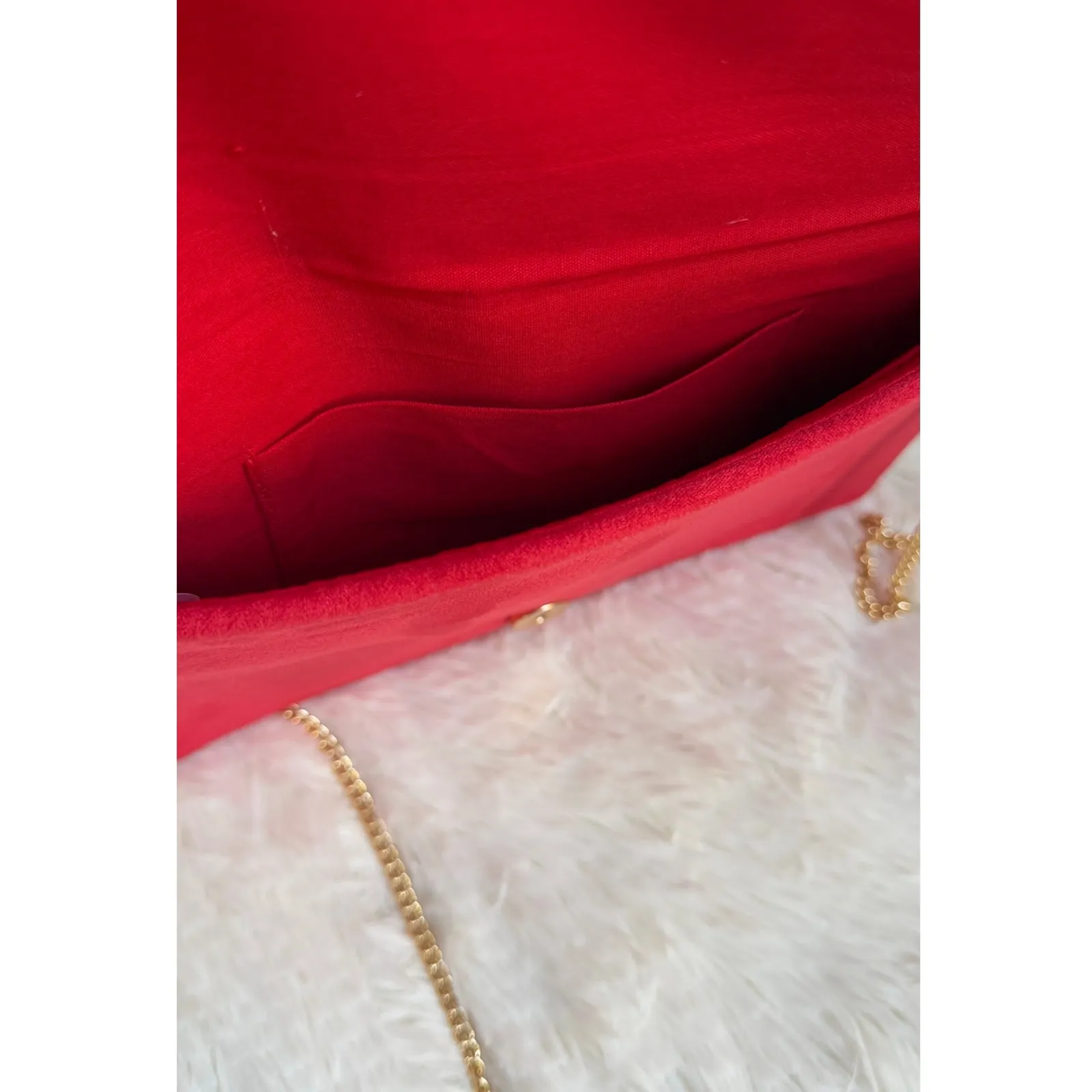 Francesca Clutch Evening Bag Gold Red Beaded Heart Chain Shoulder Strap NWT - Image 5