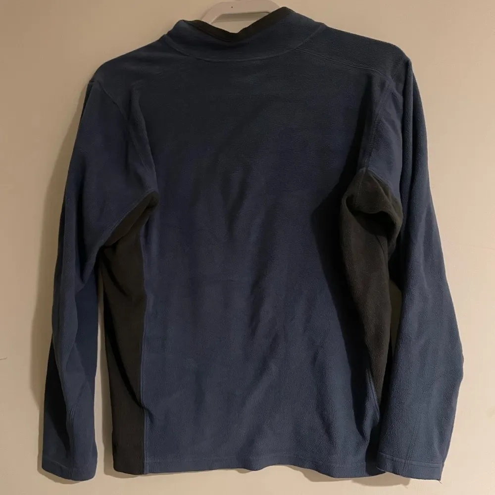 Columbia Blue and Black  Fleece 3/4 Zip Pullover Small - Image 2