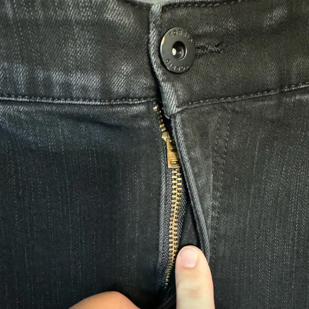 Torrid 24 Short Bombshell Flare Premium Stretch High-Rise Jeans - Image 5