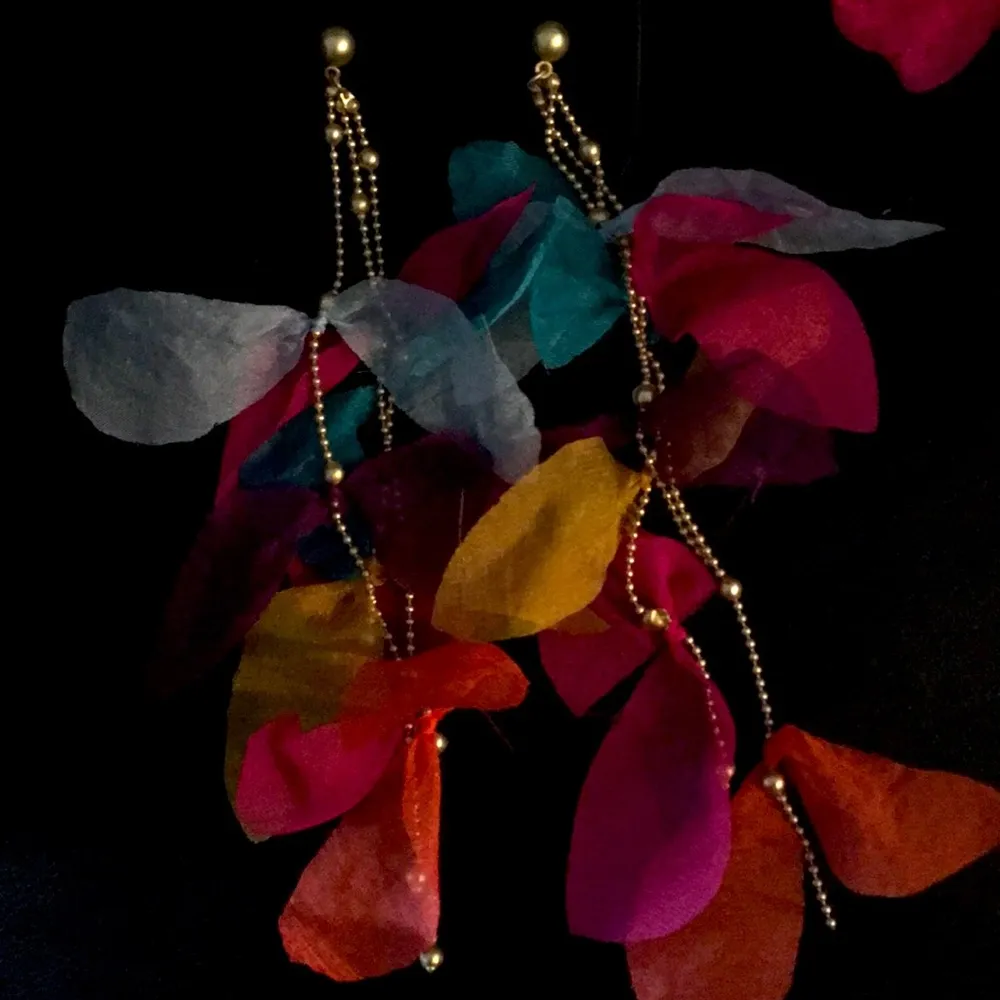 Nicole Miller dangling silk colorful and beads - Image 2