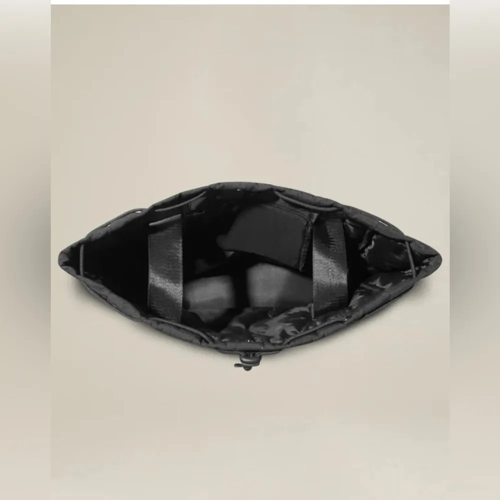 NWT Beyond Yoga Convertible Gym Bag Backpack Black - Image 5