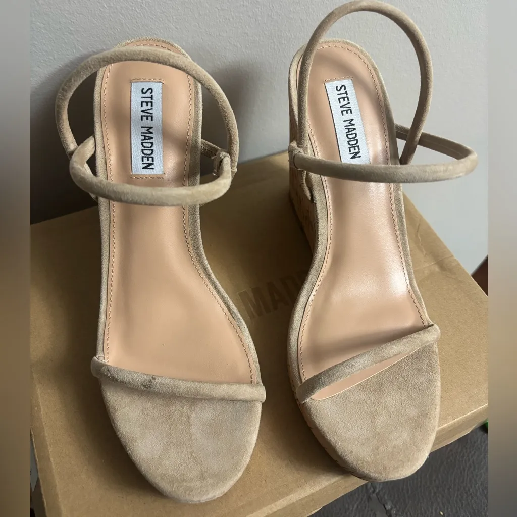 New STEVE MADDEN Women's Udell Strappy Tan Suede Platform Wedge Sandals sz 9 - Image 2