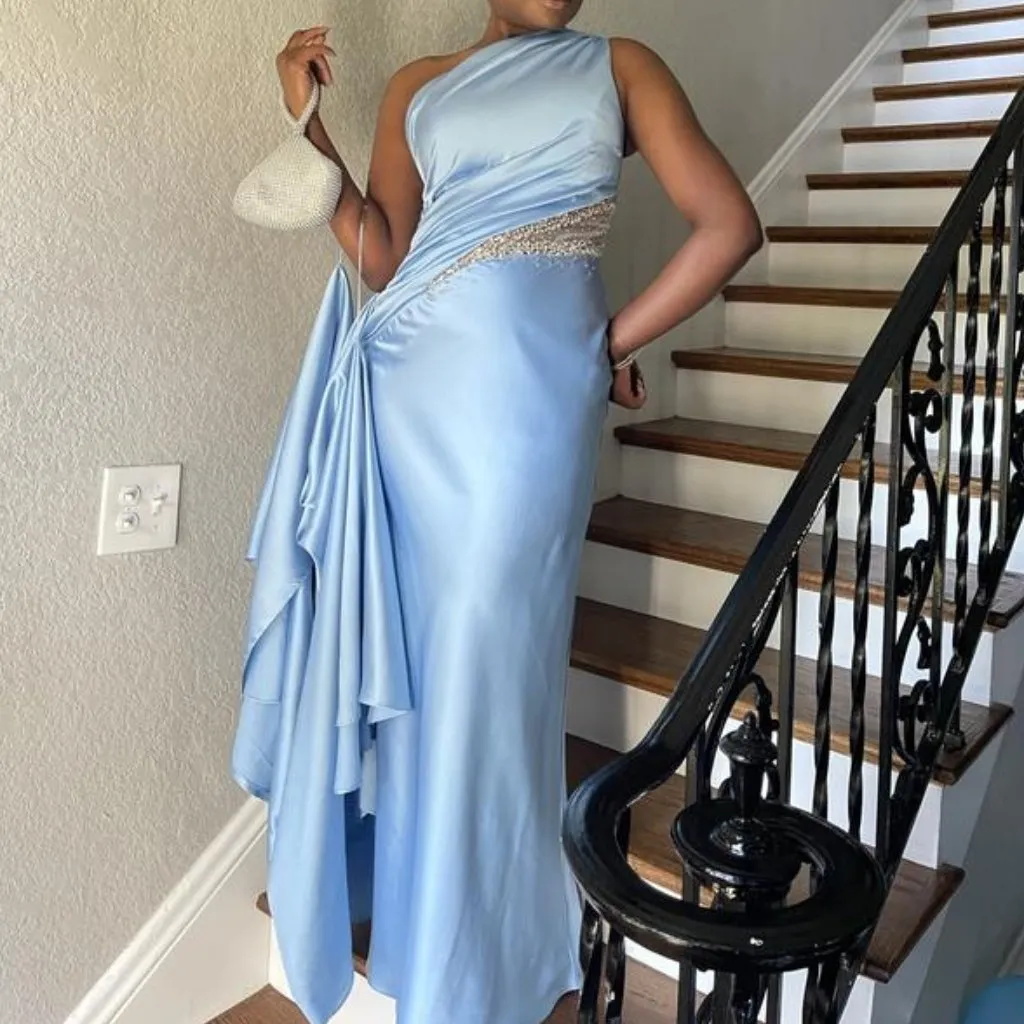 MAC DUGGAL One Shoulder Charmeuse Gown With Beaded Cutout in Powder Blue US 0 - Image 2