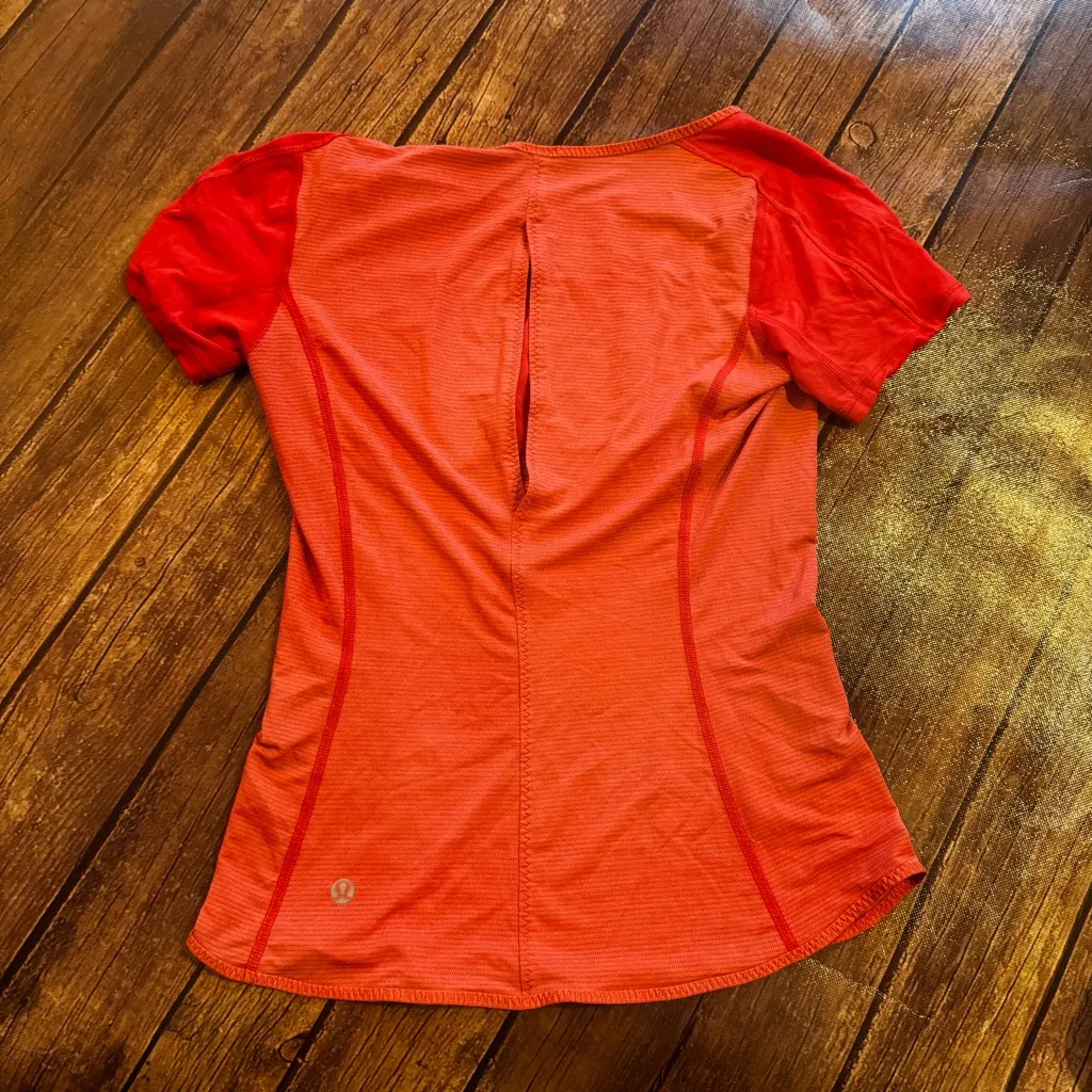 Lululemon Swiftly Tech Short Sleeve • Workout Running Top • Sz 6 Orange - Image 4