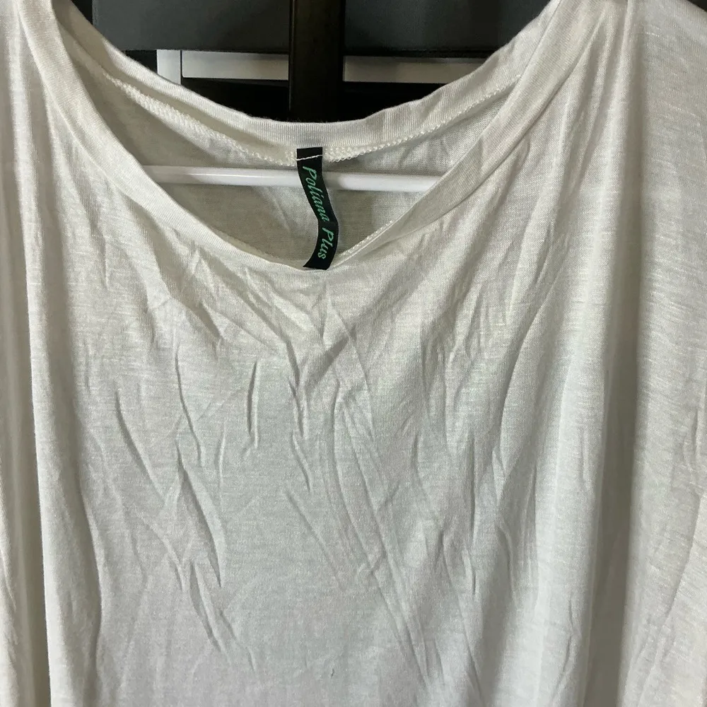 White Ruffled Bell Sleeve Tunic Size 2X - Image 4