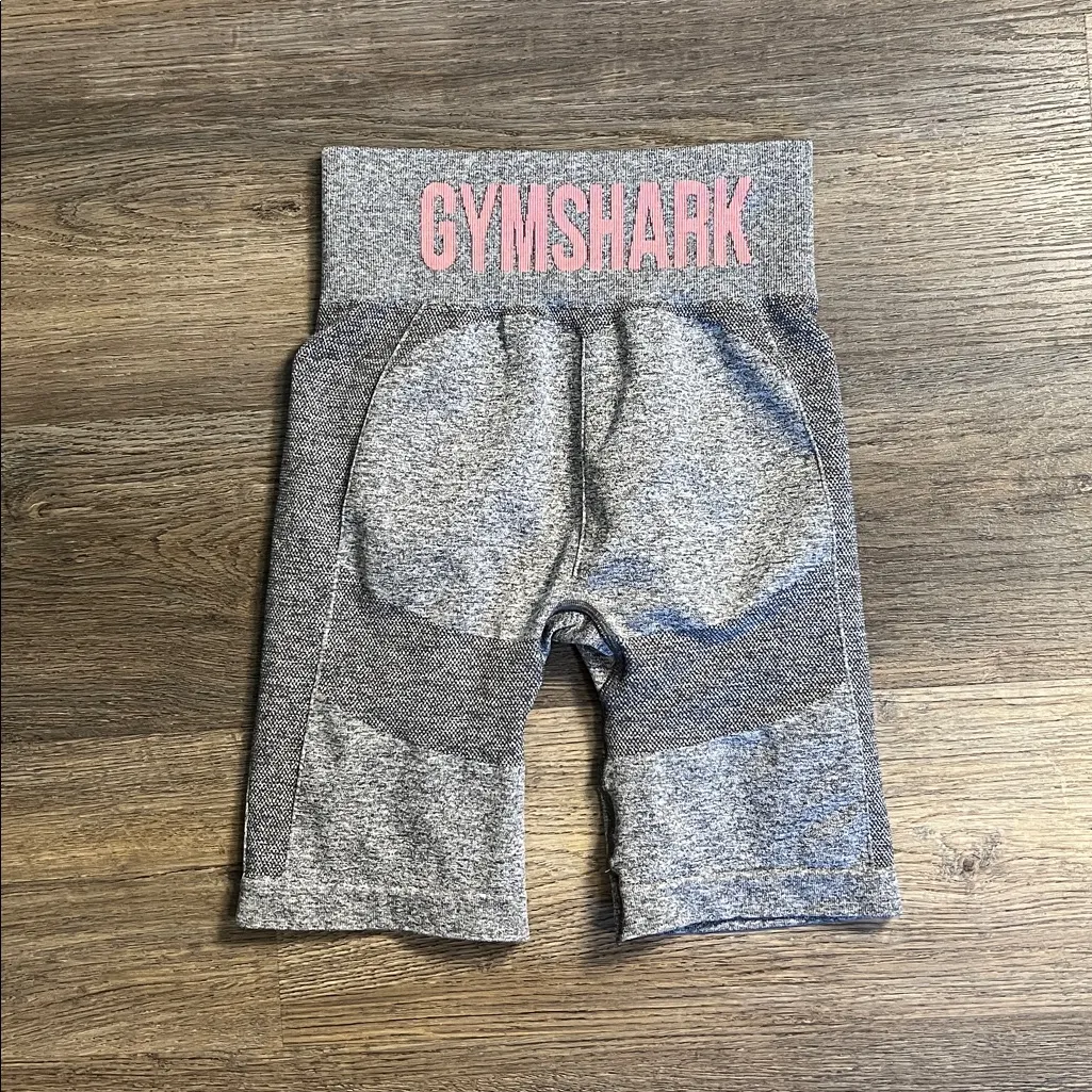 Gymshark Flex Cycling Women's Heathered Gray Bike Shorts Size Small - Image 6