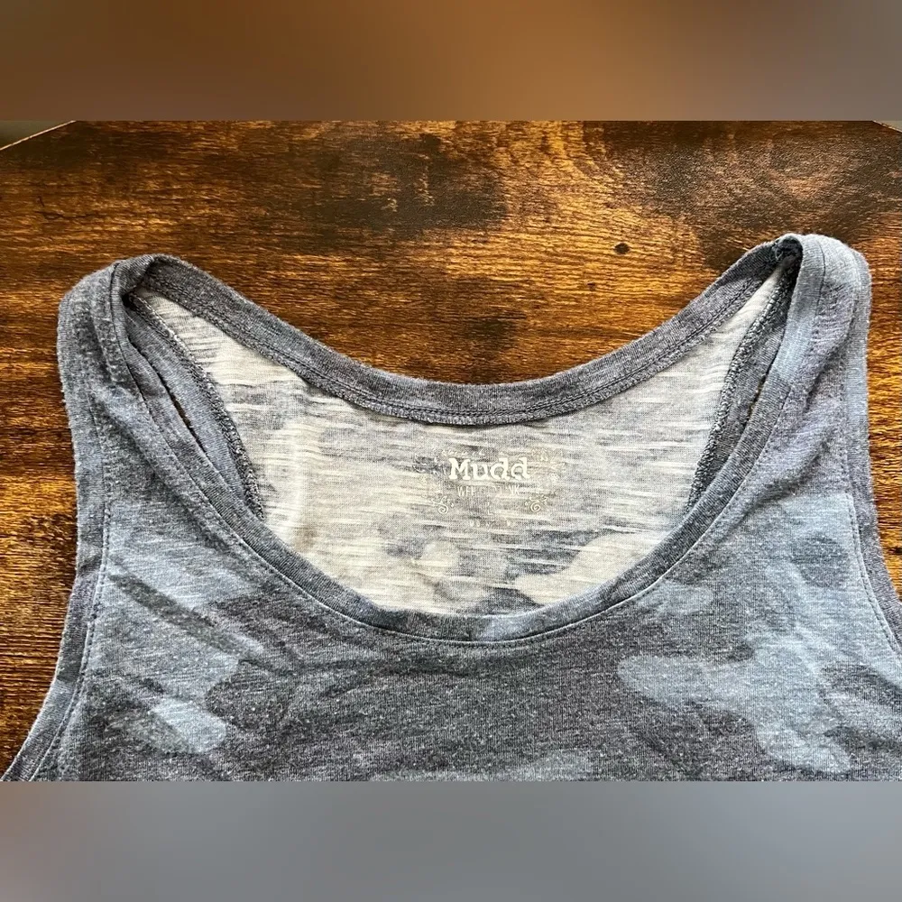 MUDD | juniors loose fit camouflage tank top. Size: L - Image 5