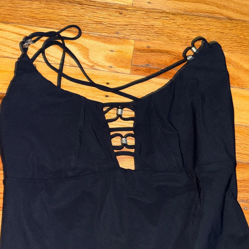 Stylish one piece bathing suit. Nanette lepore - Image 2