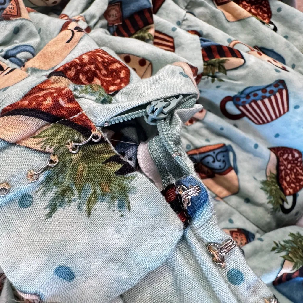 Vintage Handmade Skirt and Shirt Set Whimsical Teacups Polka Dots Ruffles Lace Green Size M - Image 7