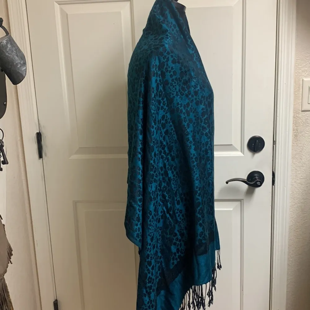 Scarf, Deep Sea Green and Black, Length 73”, Across 26”, Excellent Cond… - Image 5