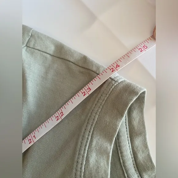 Athleta‎ T-shirt - Image 6