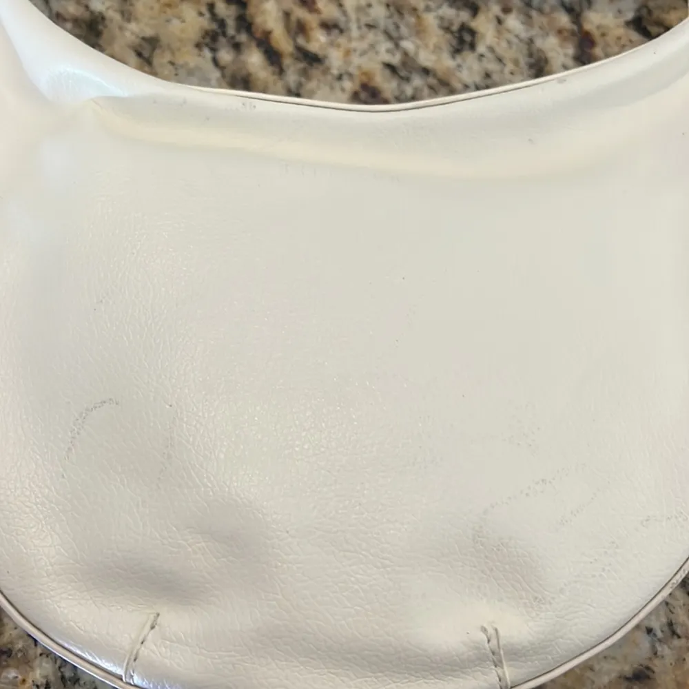 TIE KNOT CROISSANT BAG - Image 10