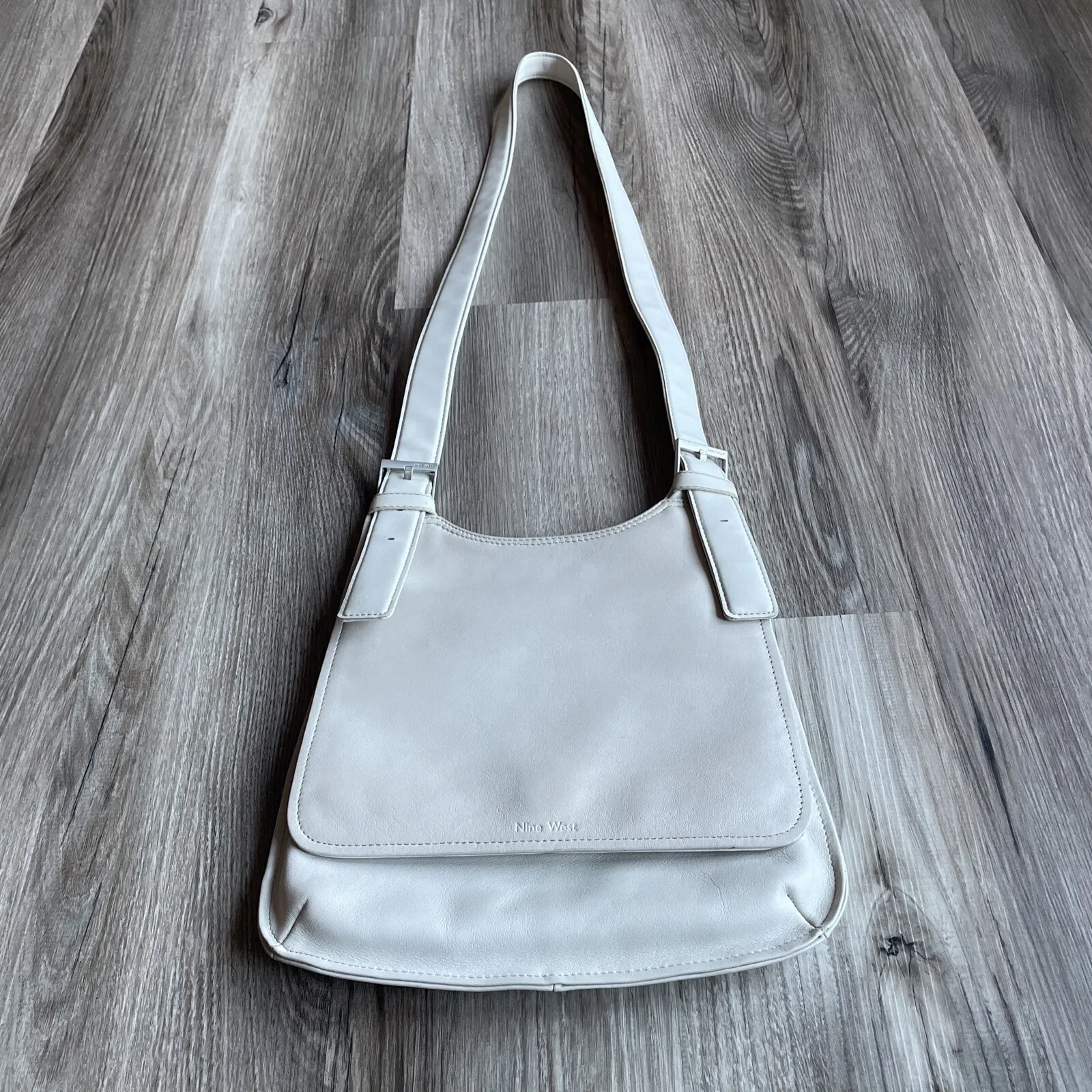 Vintage Nine West Leather Crossbody Bag Purse Ivory Cream‎ Smooth Pebbled Flat - Image 3