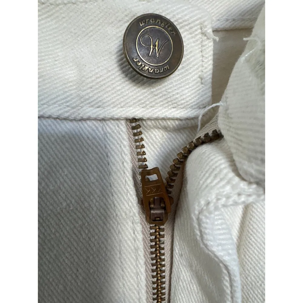 NWT Vintage Wrangler high waisted Jeans for Women stone color 32 waist - Image 9