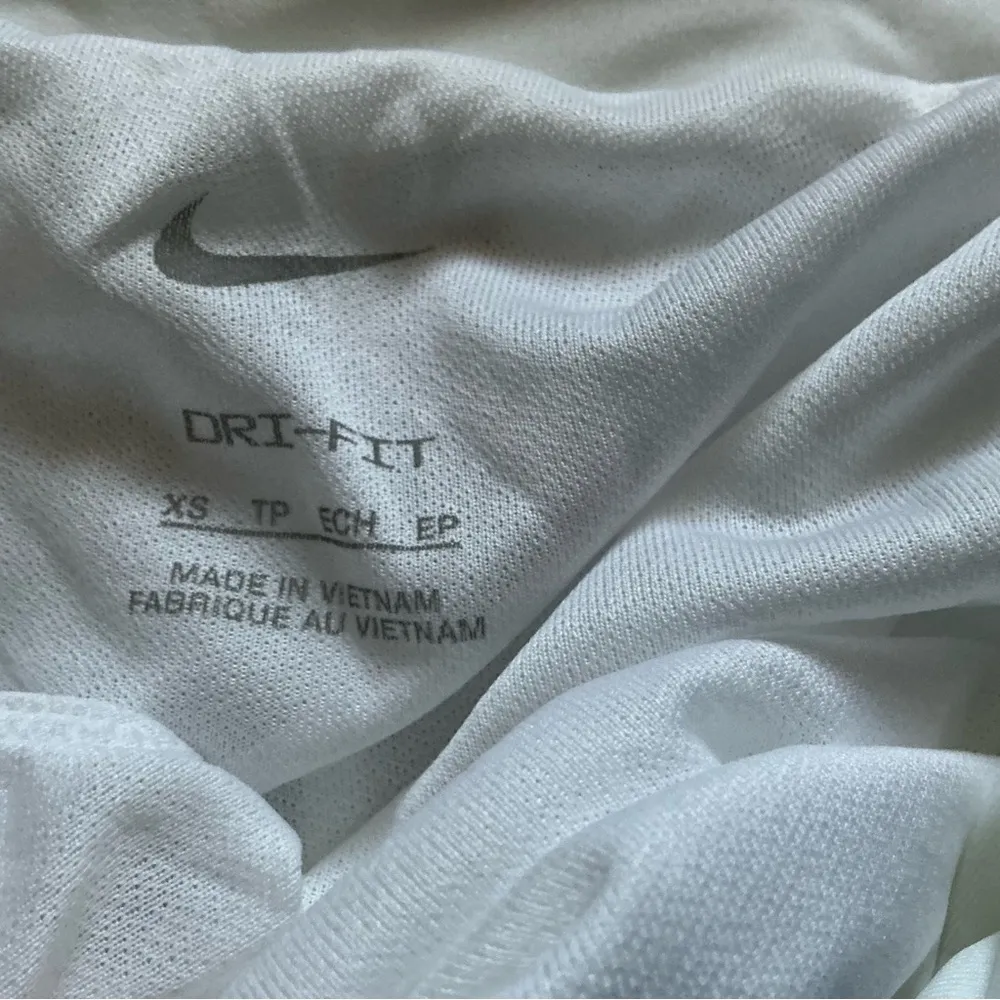 Nike Dri-fit crew running shorts size XS white athletic sporty shorts - Image 5