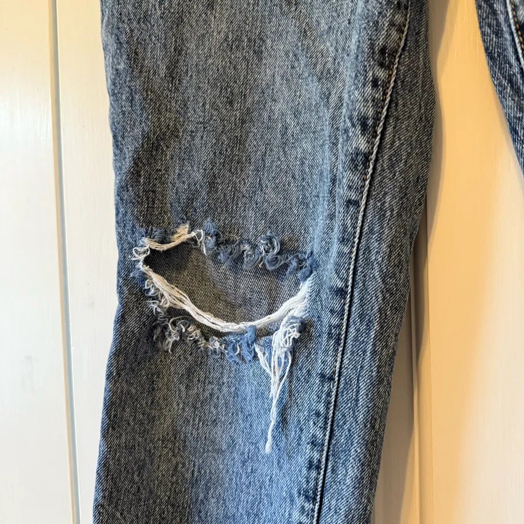 Good American Good Classic Hi-Rise Distressed Ripped Ankle Jeans Size 4/27 - Image 7