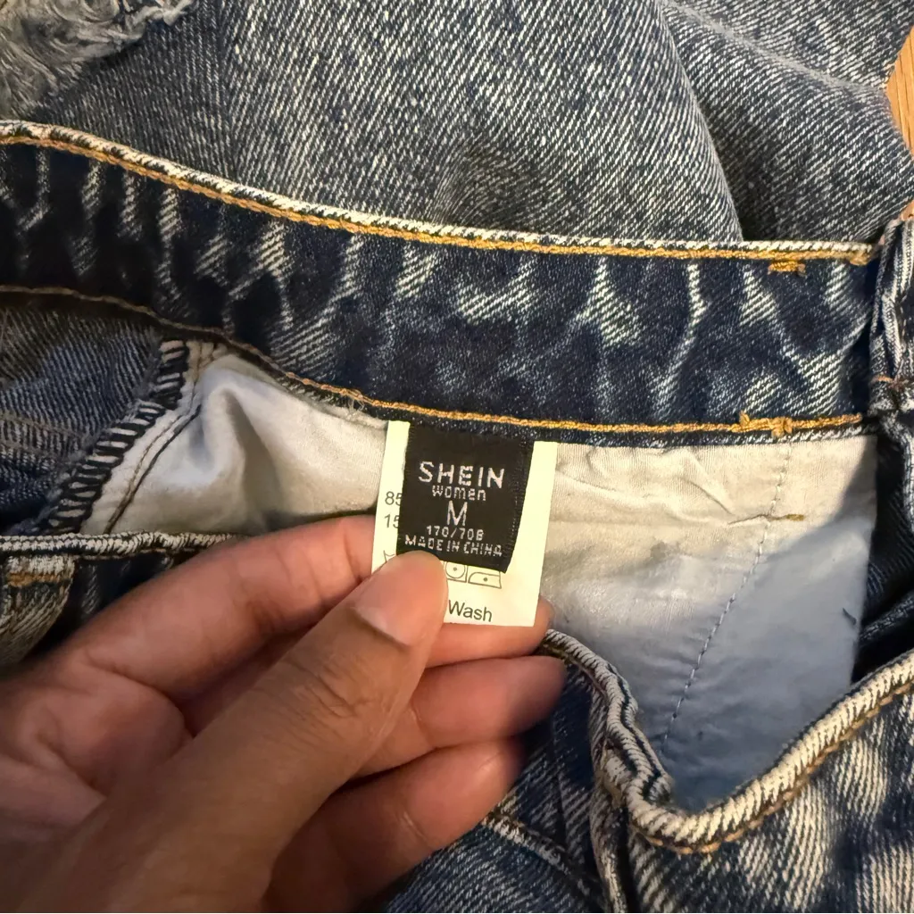 SHEIN Tapered Leg Denim Jeans Women's Medium Blue Whisker High Rise Distressed - Image 11