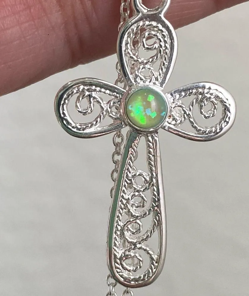 Sterling Silver 925 Signed Green Opal Cross Pendant 18” Necklace 3g. - Image 8