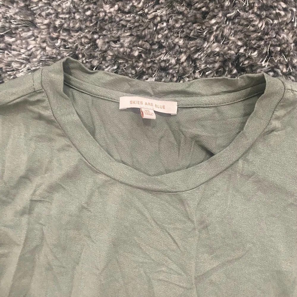 Skies Are Blue Long Sleeve Blouse in Green, Size XS​​​​​​​​ - Image 2