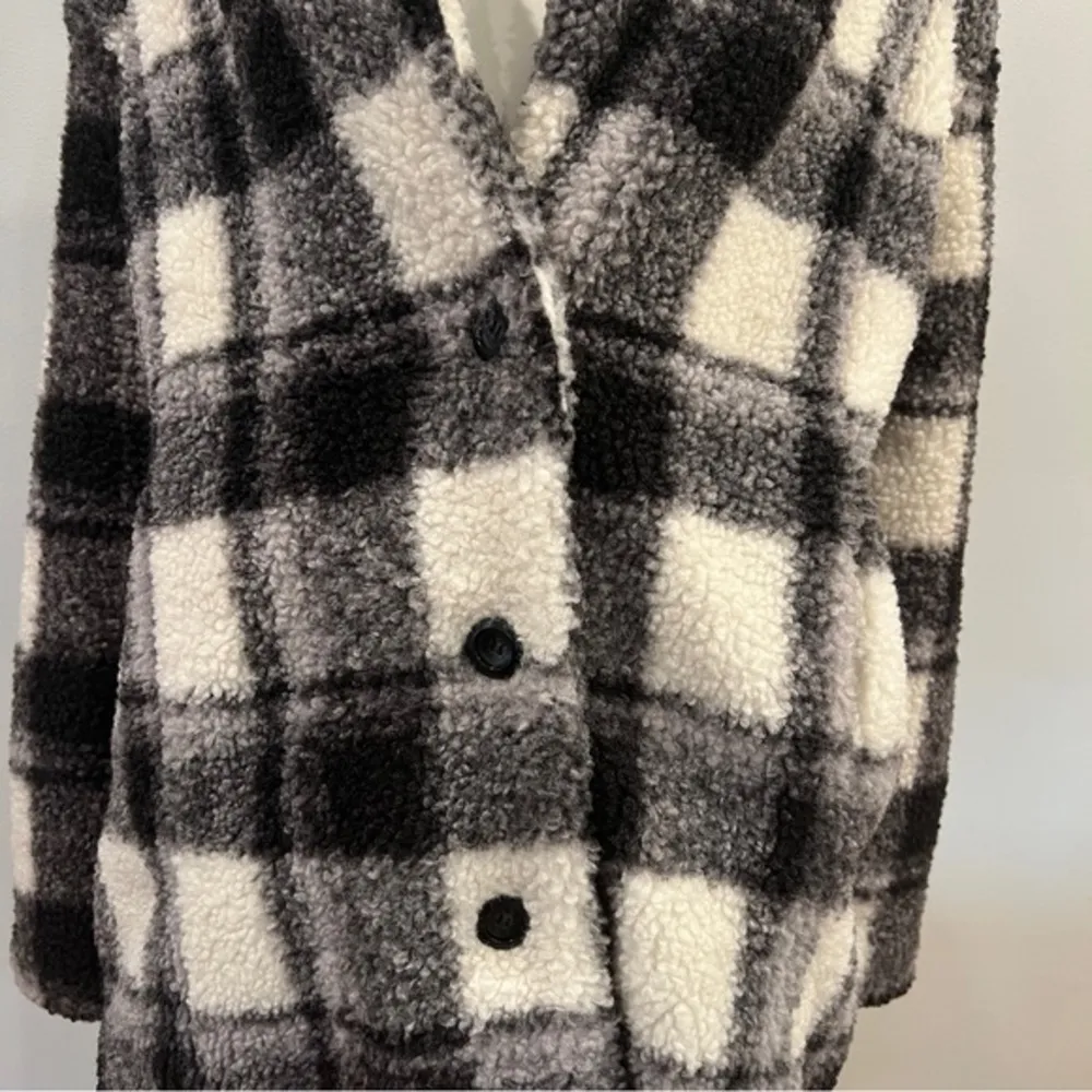Wishful Thinking Cozy Winter Plaid Jacket - Image 3