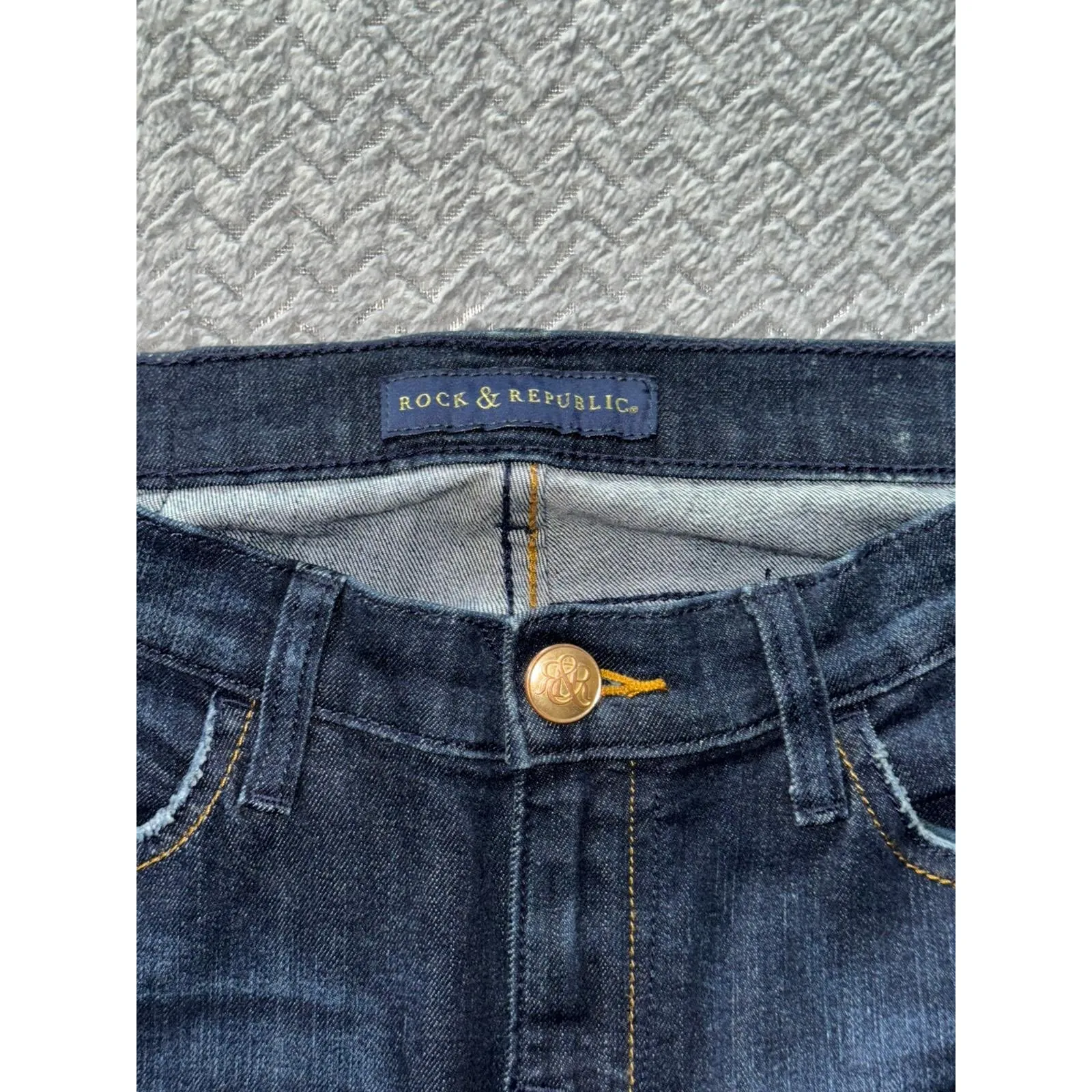 Rock Republic Kasandra Bootcut Jeans Dark Wash Gold Stitching Denim Size 10‎ - Image 3